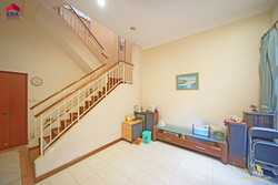 Summer Gardens (D16), Terrace #206981261